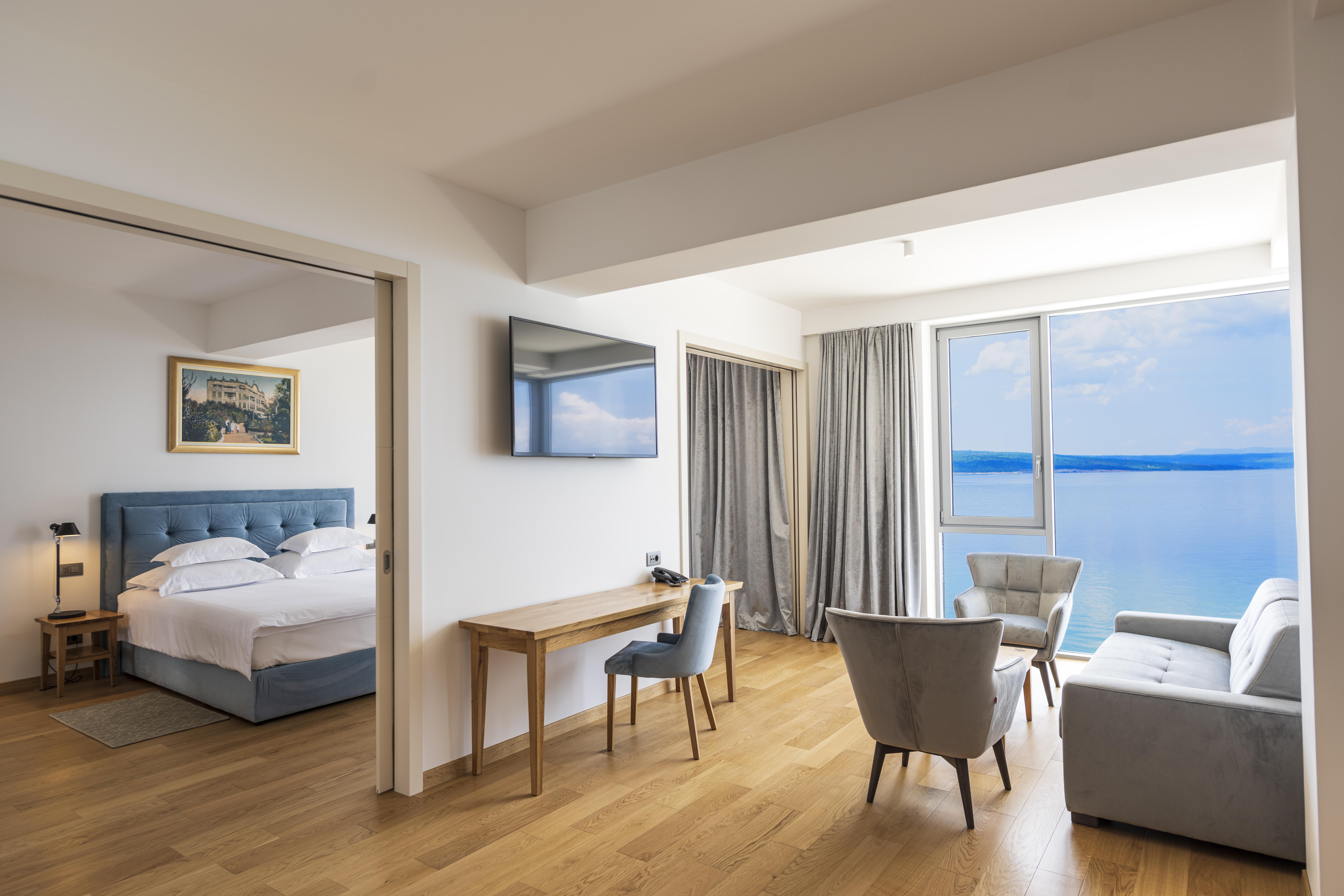 Hotel Miramare Crikvenica Exterior foto Suite